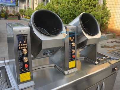 商用滾筒式炒菜機(jī)實(shí)拍圖