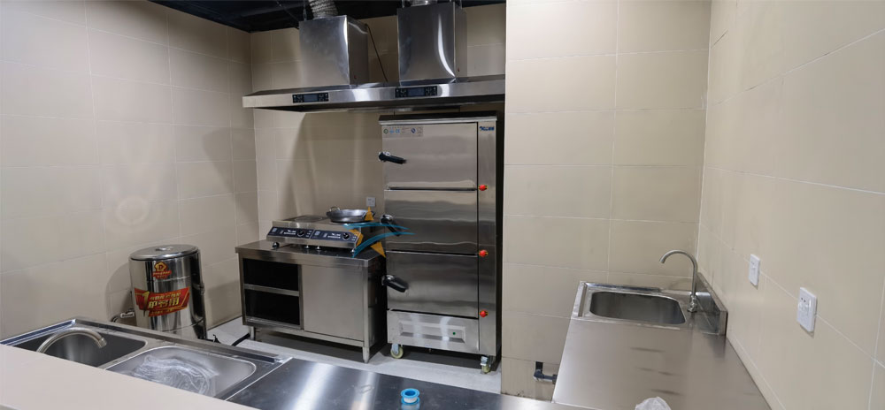 格魯國際日托幼兒園食堂中央主廚 格魯國際日托幼兒園食堂中央主廚