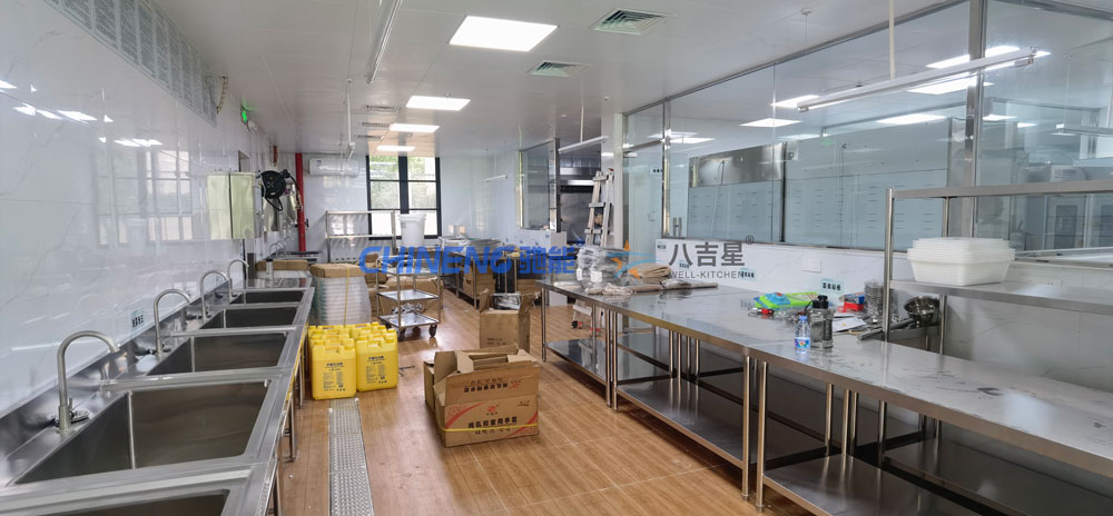 深圳光明璽云幼兒園食堂廚房預處理區(qū)