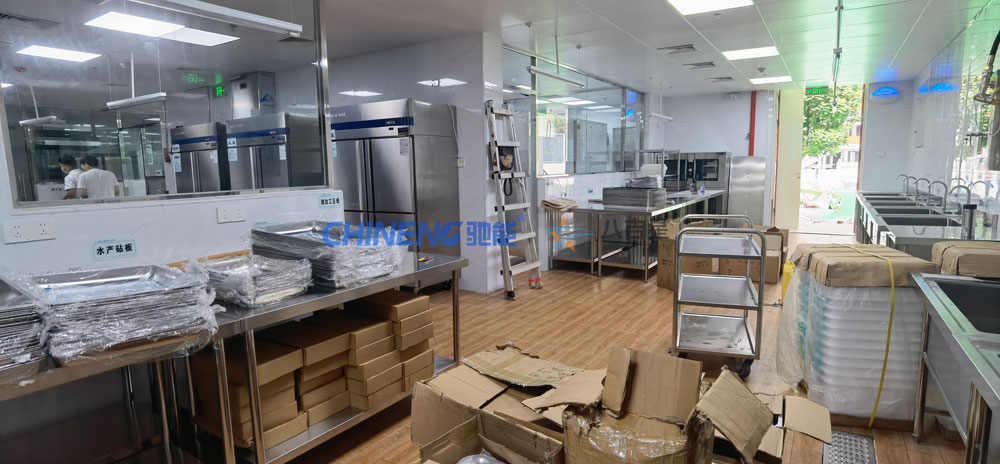 深圳光明璽云幼兒園食堂廚房預加工區(qū)